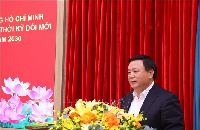 Bổ sung lý luận về đường lối đổi mới là một bộ phận cấu thành trong nền tảng tư tưởng của Đảng